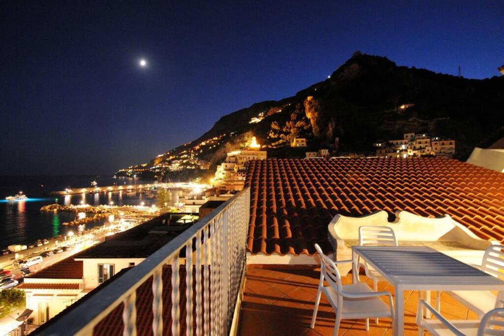 Mamma Rosanna - Apartment In Amalfi With Terrace Εξωτερικό φωτογραφία