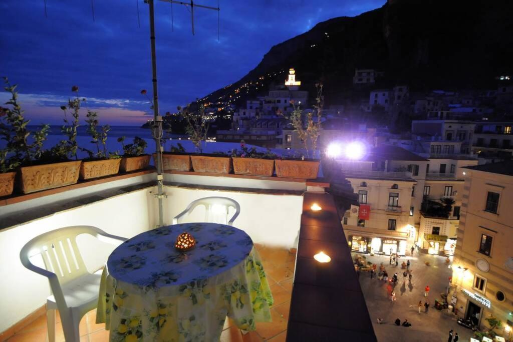 Mamma Rosanna - Apartment In Amalfi With Terrace Εξωτερικό φωτογραφία